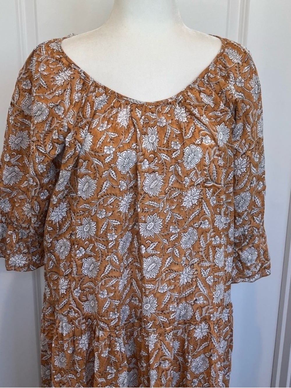 Daughters of India Brown & White Floral Maxi Dress - Picture 3 of 4